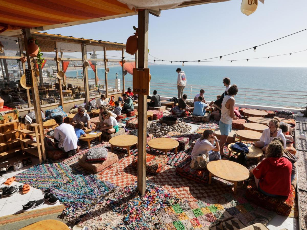 Hotel Locals Taghazout Surfcamp Extérieur photo